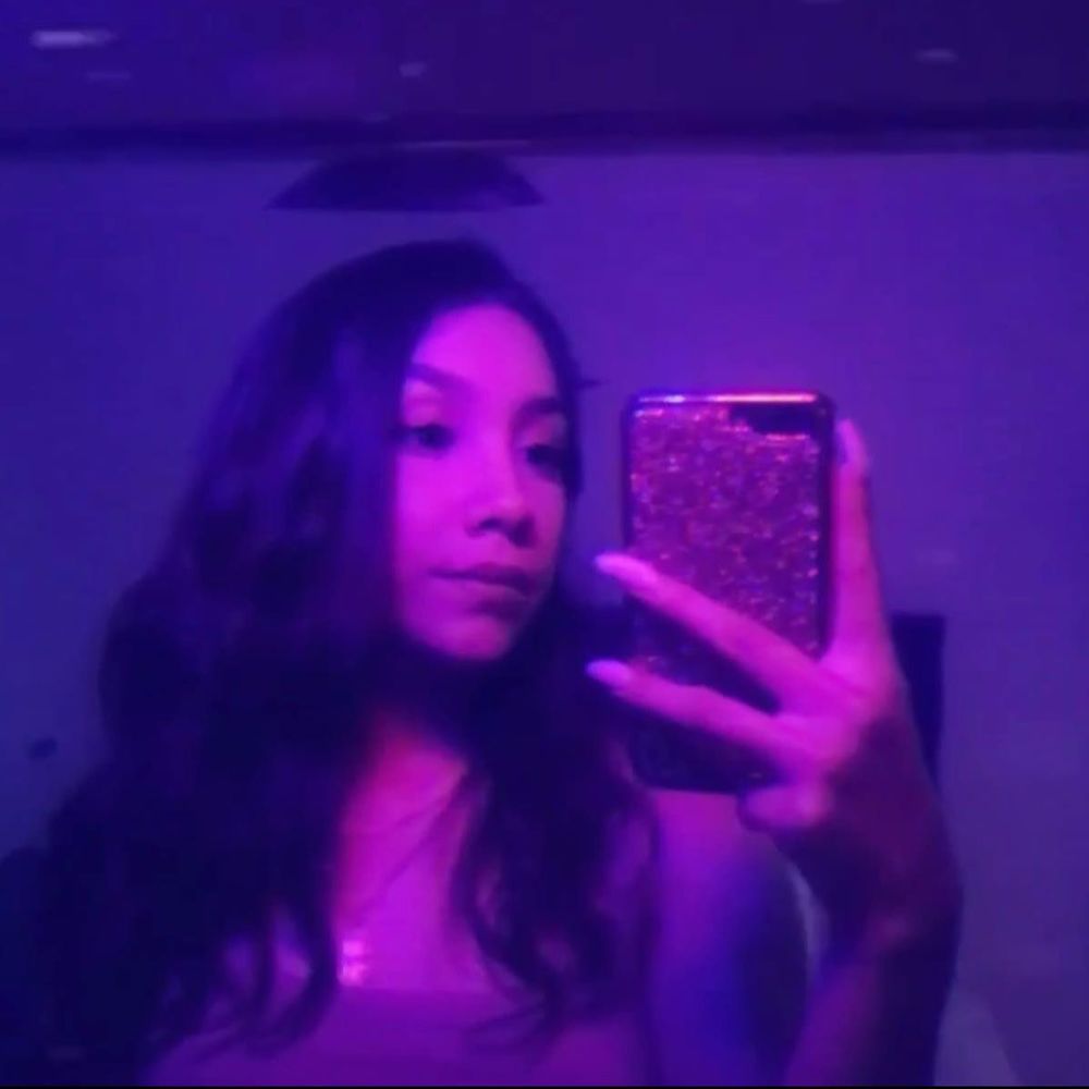 Meet your Posher, Beatriz